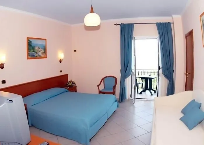 Tramonto 罗迪-加尔加尼科