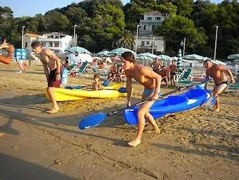 Tramonto 4* 罗迪-加尔加尼科