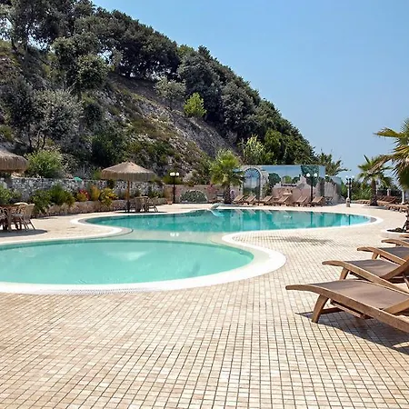 Hotell Tramonto Rodi Garganico