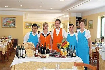 特拉蒙托公寓式酒店 酒店 罗迪-加尔加尼科